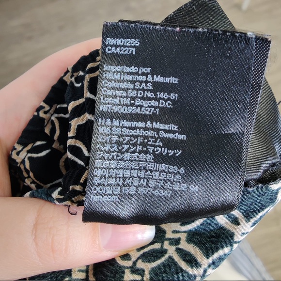 H&M Cropped Black and White Pants - Picture 4 of 8